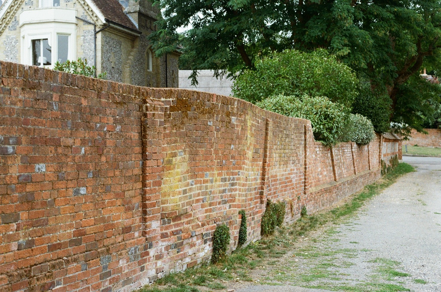 Wie man feuchte Keller langfristig trocken hält